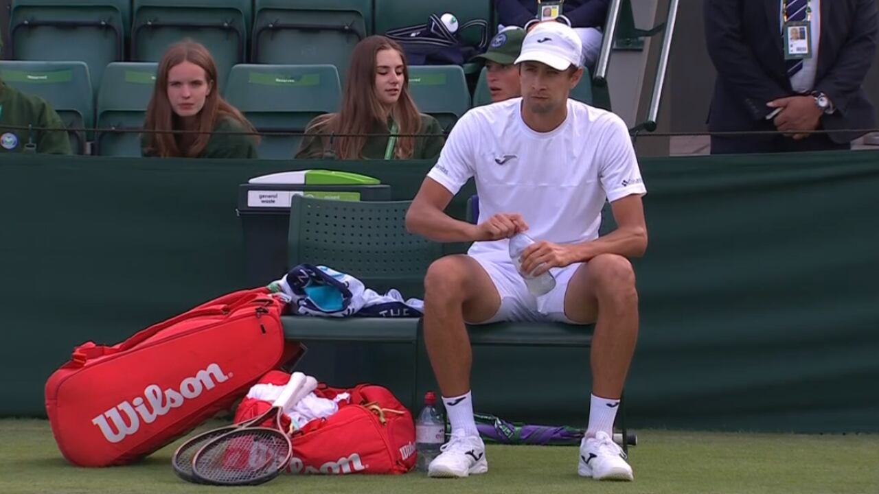 Daniel Galán solo necesitó tres sets para avanzar a segunda ronda