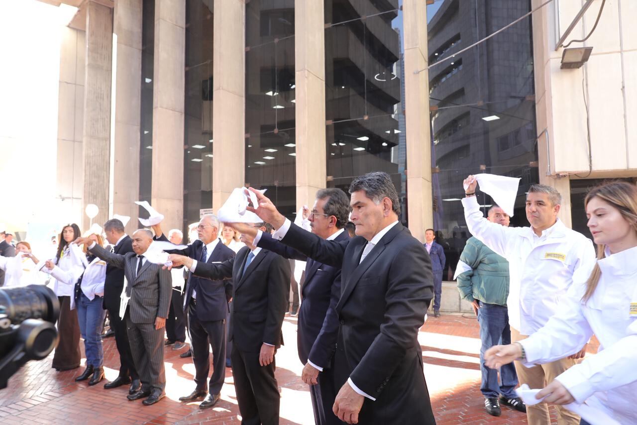 Conmemoración de la toma el palacio de justicia