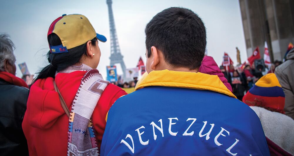 El Foro de París sobre la Paz abre la posibilidad de negociación en Venezuela.
