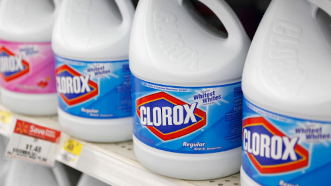 Cientos de trabajadores habían ocupado las dos plantas de la firma, en espera de que el Gobierno socialista les diera un espaldarazo en la reactivación de las operaciones.