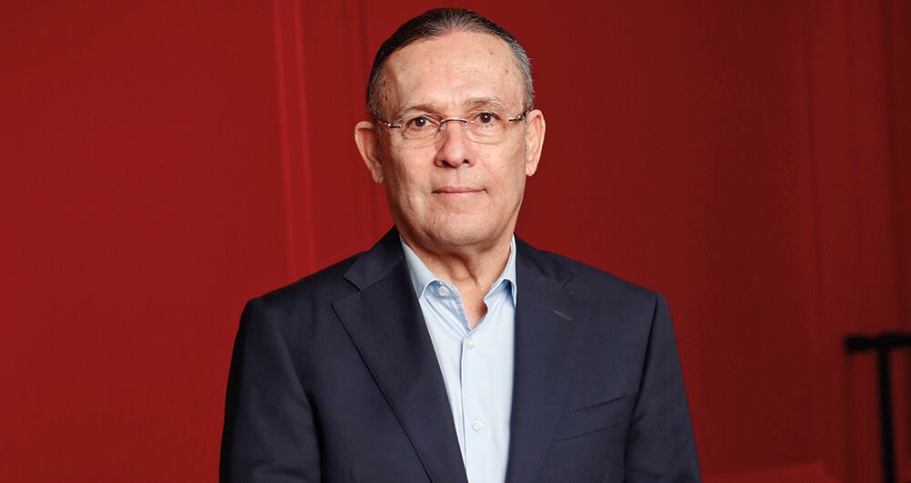 EFRAÍN CEPEDA Director del Partido Conservador