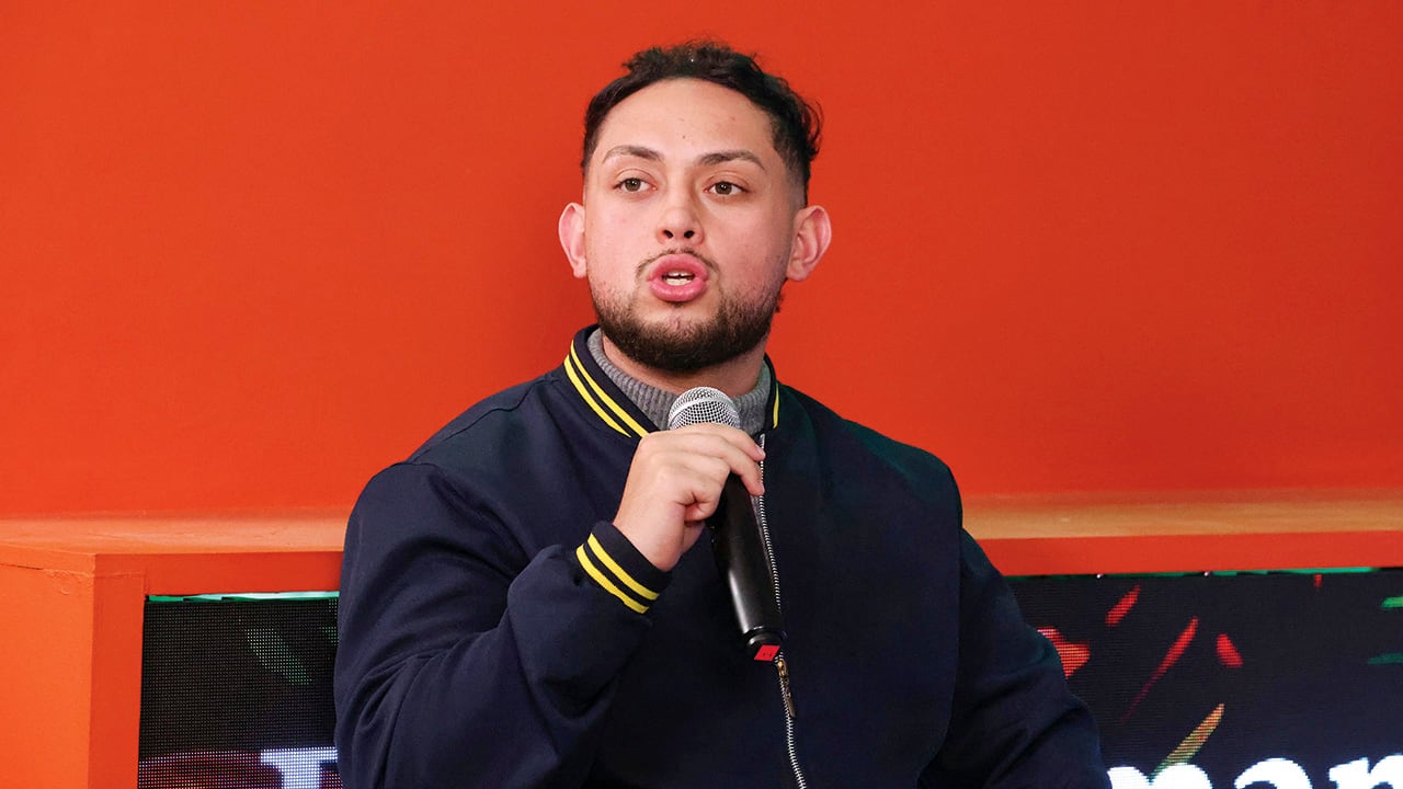 Alejandro Calderón