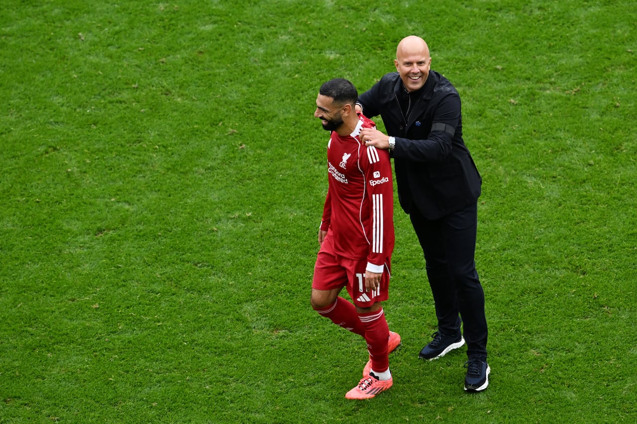 Hasta hace poco, la relación de Salah con Slot era buena ante el público. Sin embargo, las medidas del estratega parecen alejar a su estrella.