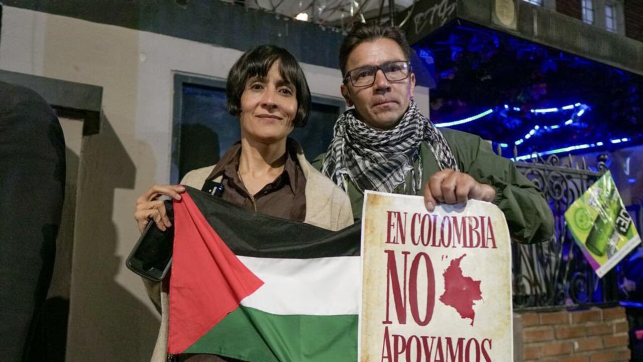 Susana Muhamad en apoyo a los palestinos, fuertemente bombardeados por Israel, como represalia de los ataques de Hamás.