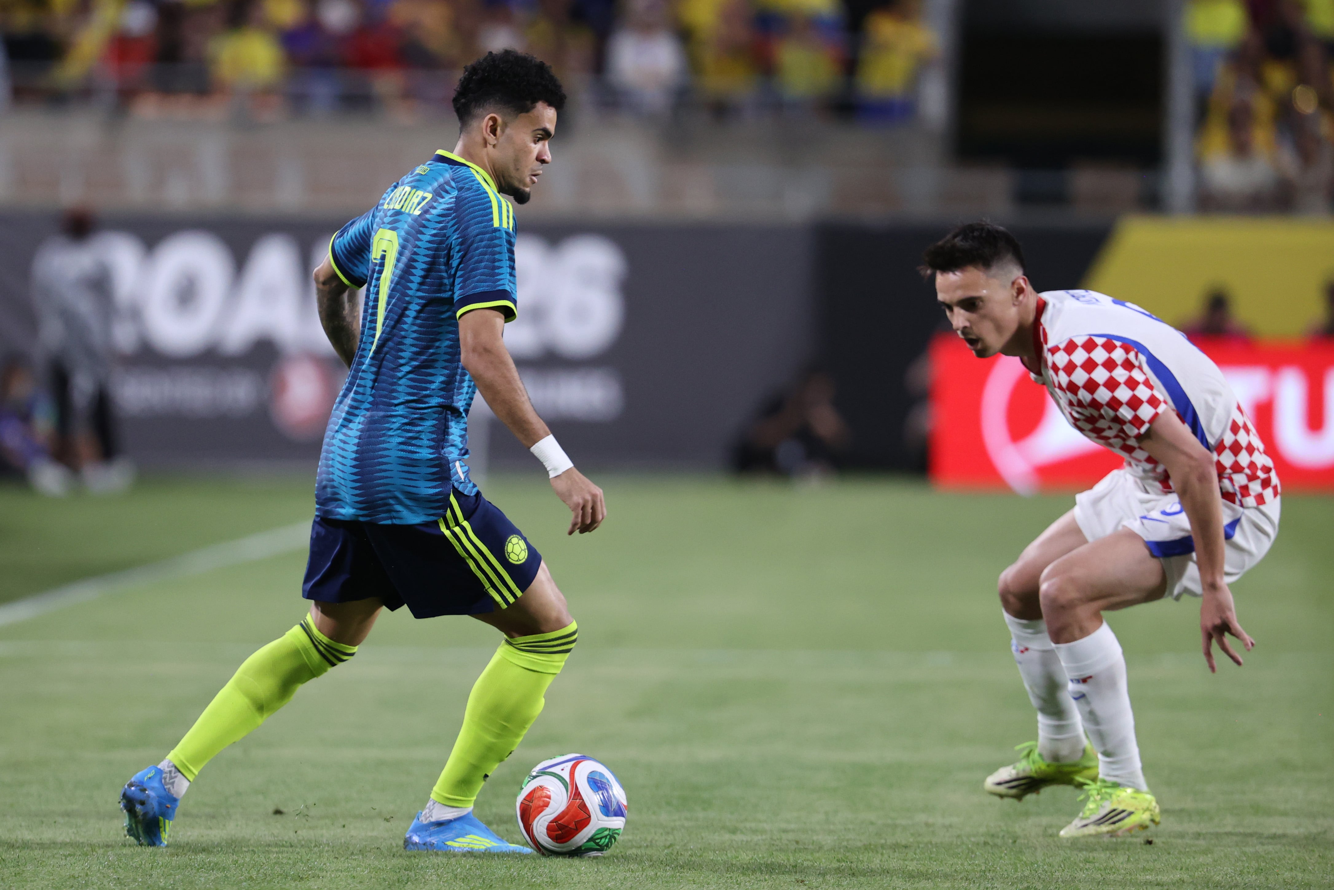 ORLANDO, FLORIDA - MARCH 26: Luis Díaz of Colombia controls the ball during the international friendly match between Colombia and Croatia at Camping World Stadium on March 26, 2026 in Orlando, Florida. (Photo by Leonardo Fernandez/Getty Images)