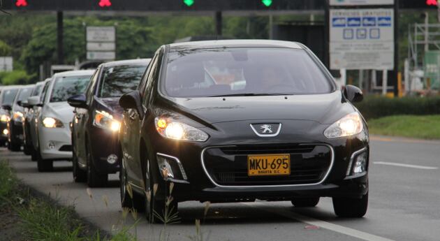 La Gobernación manifestó que la doble calzada Cali-Candelaria ya está terminada, pero que faltan algunos detalles.