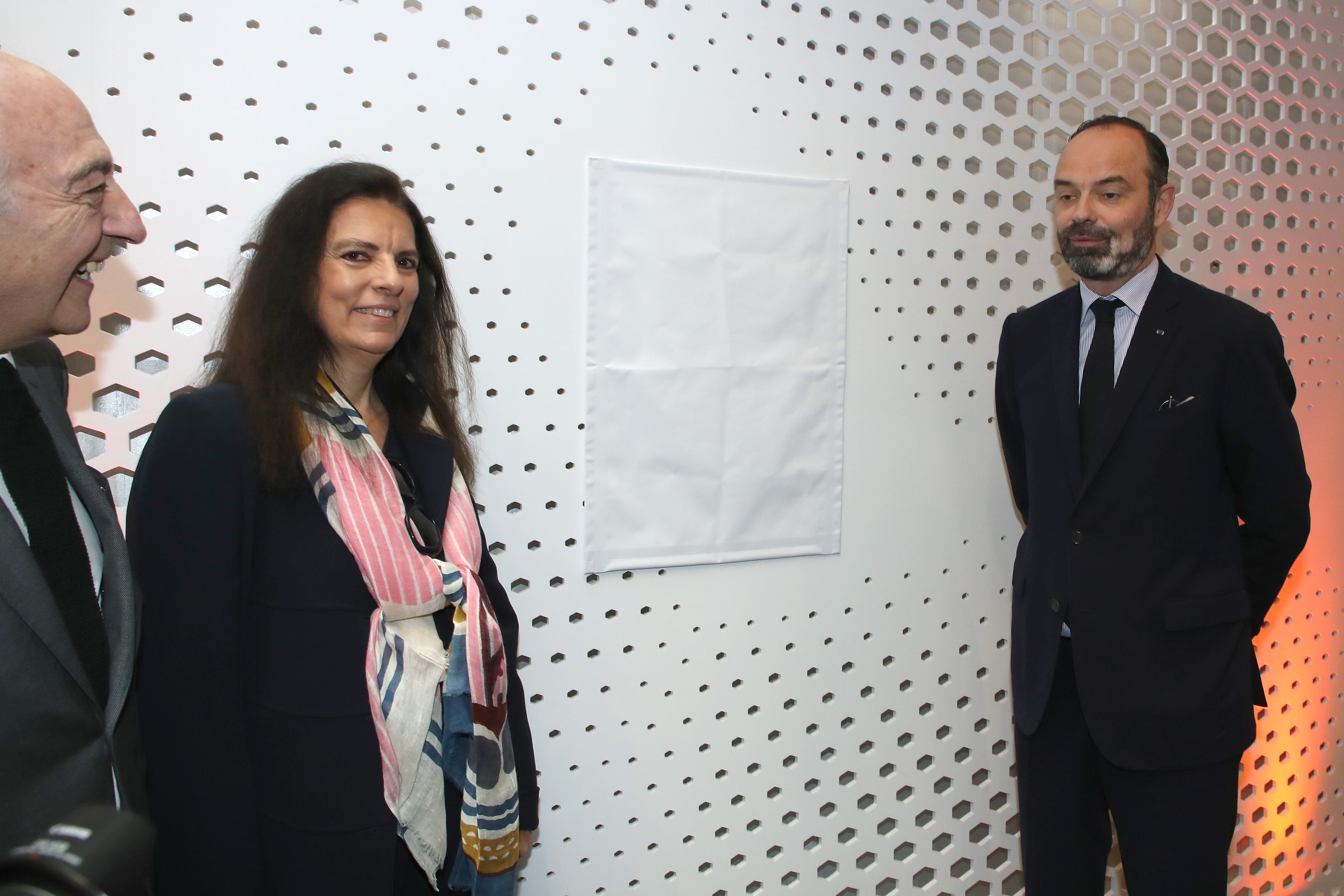 PARIS, FRANCE - FEBRUARY 27: (L-R) President of the Hearing Foundation Jean-Pierre Meyers, Francoise Bettencourt Meyers and French Prime Minister Edouard Philippe attend the Inauguration of the Hearing Institute - Pasteur Institute - By the French Prime Minister on February 27, 2020 in Paris, France. (Photo by Bertrand Rindoff Petroff/Getty Images For Institut de l'Audition)