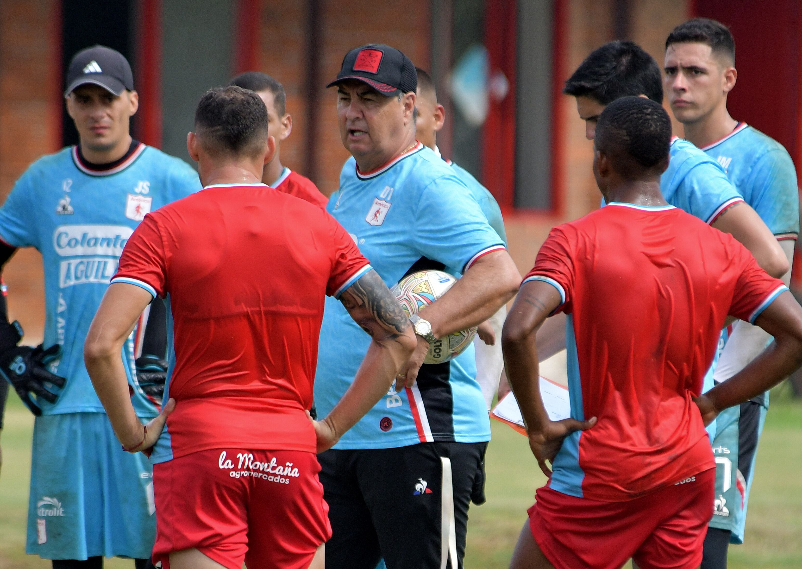 América de Cali ya está en pretemporada para planificar, de la mano de Jorge ‘El Polilla’ Da Silva, el cierre de año. Allí, ‘la mecha’ sabe que debe hacer un destacado papel que le permita recomponer el rumbo del equipo