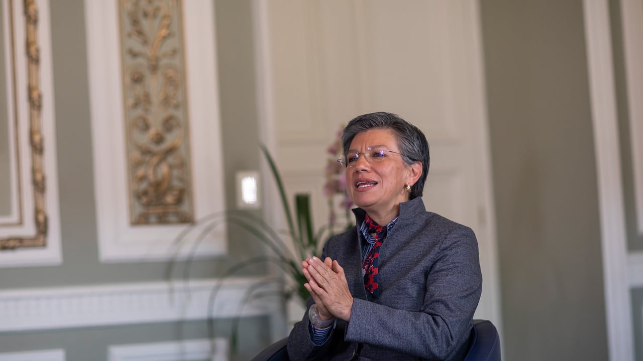 En entrevista con Vicky en SEMANA, la alcaldesa de Bogotá aseguró que este Gobierno de izquierda tiene que dar muestra de que va a poder garantizar seguridad y justicia para todos los colombianos.