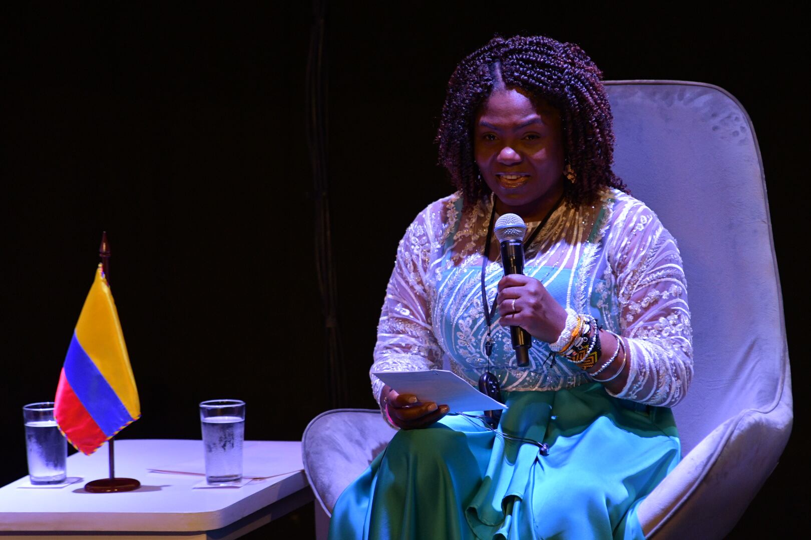 Visita del príncipe Harry y Meghan Markle a Cali, en el teatro Municipal