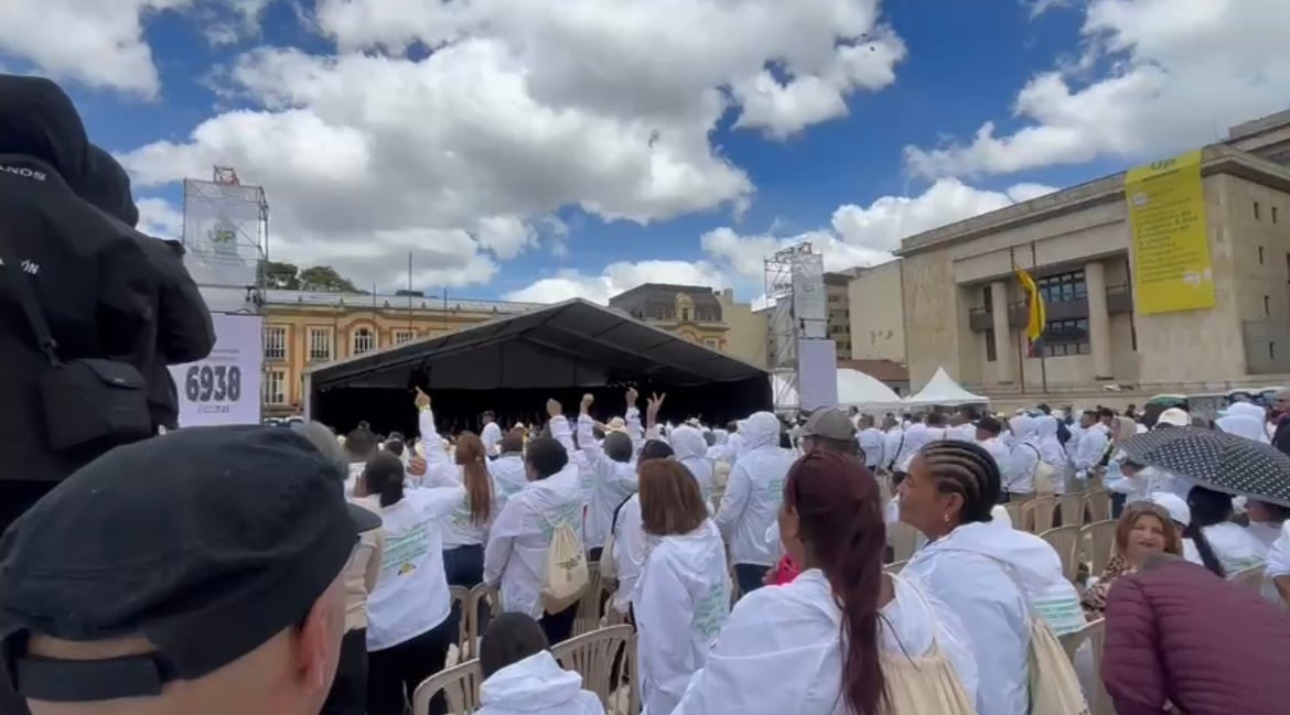 Evento acto de reconocimiento exterminio UP