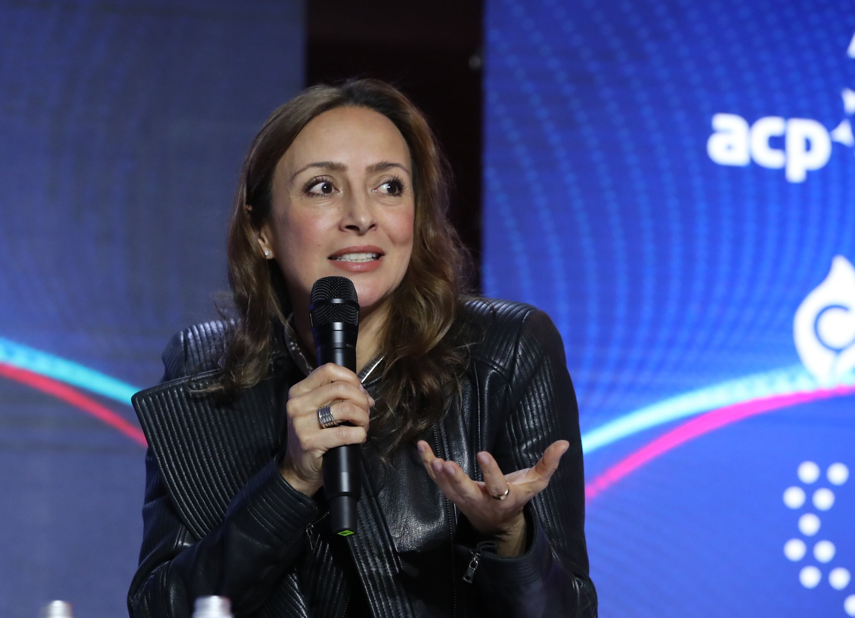 Gran Foro Colombia 2026 ¿Para dónde va el país?
Fecha: 4 de febrero de 2026

LA GRAN PREGUNTA | ¿Qué sectores impulsan el crecimiento?
Objetivo

Iván Trujillo
CEO Grupo Trinity
María Fernanda Suárez
Presidenta del Banco Popular
Roberto Moreno
Presidente del Grupo Amarilo
Gonzalo Moreno
Presidente de la Federación Nacional de Avicultores (Fenavi)
Luz Ángela Castro
CEO de OCESA Colombia
Modera: Carlos Enrique Rodríguez