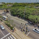 El puente peatonal sobre la calle 30 en Soledad, Atlántico, está a punto de colapsar.