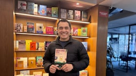 Dany Alejandro Hoyos presentó su más reciente novela ‘Primavera’. El escritor y comendiante conversó con SEMANA.