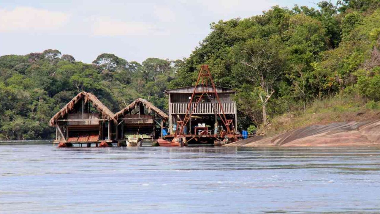 La minería ilegal afecta a los territorios indígenas de Amazonas y Vaupés. Foto: Rodrigo Durán Bahamón