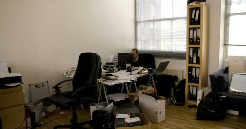 Los ambientes desordenados obstruyen el flujo de energía 