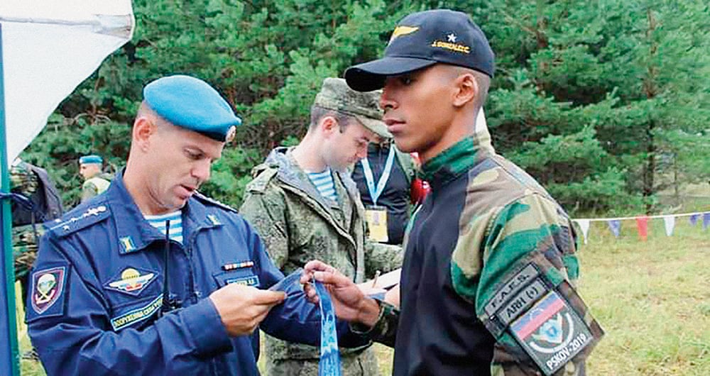 Imágenes exclusivas obtenidas por SEMANA en las que se ratifica el apoyo militar a las Fuerzas de Acciones Especiales (Faes) luego de un entrenamiento. Los helicópteros son de origen ruso. 