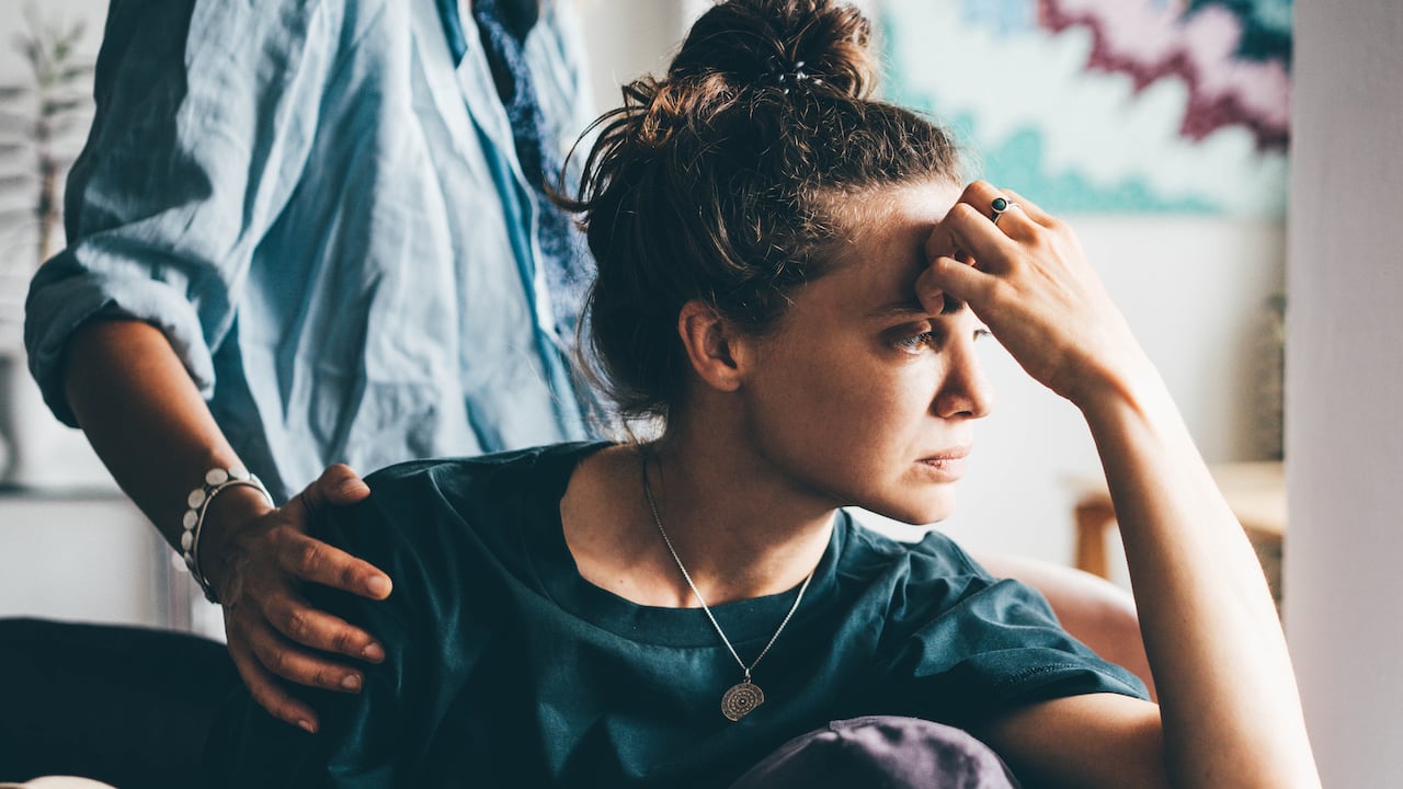 En conversaciones informales, esta expresión suele aparecer entre suspiros y ceños fruncidos.