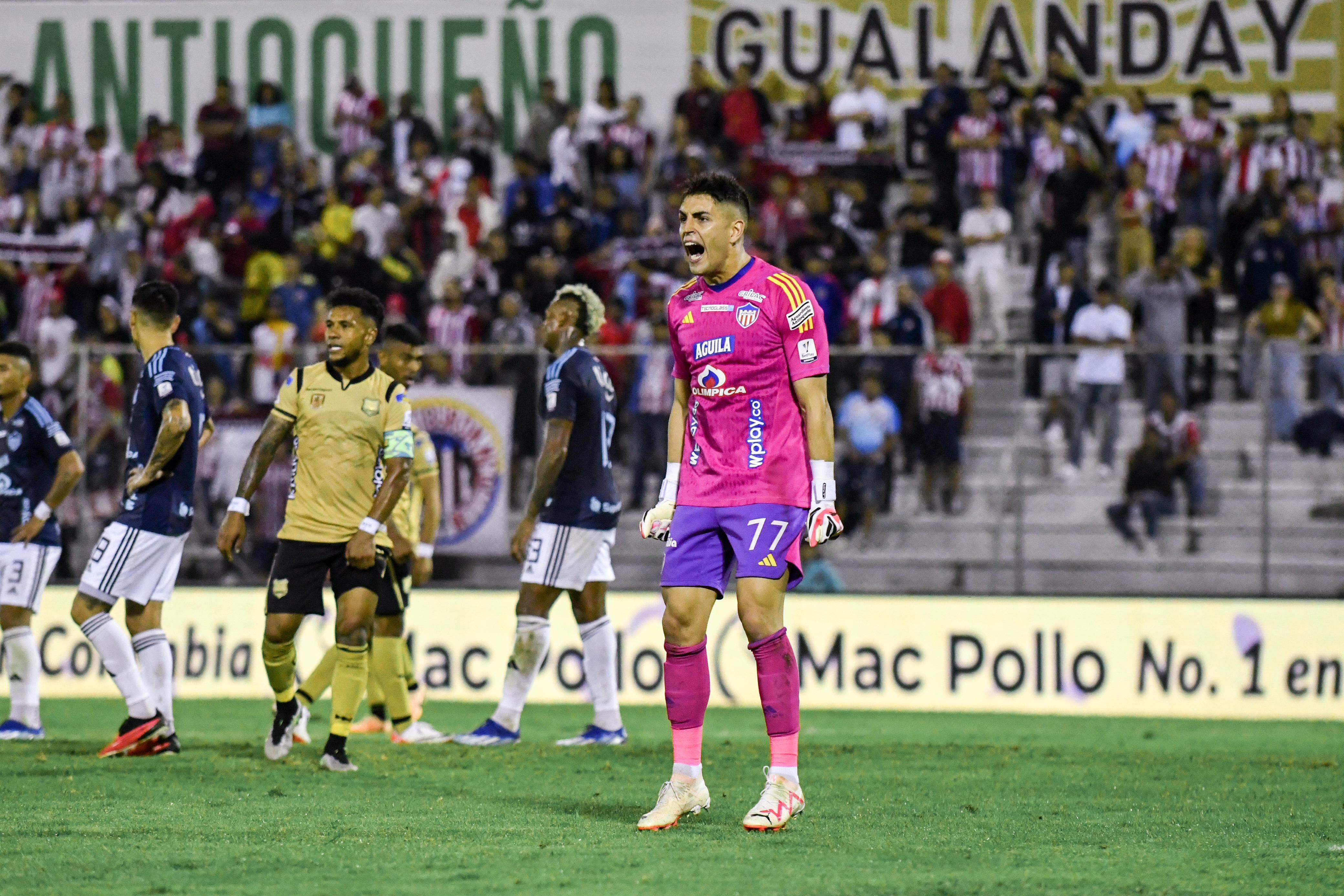 Águilas Doradas vs Junior de Barranquilla por la cuarta fecha del cuadrangular del grupo B