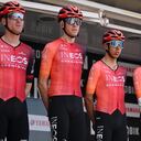 Egan Bernal junto a Ethan Hayter en la Vuelta a Cataluña 2024