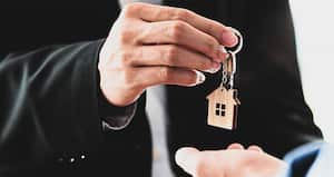 Entrega de vivienda /iStock