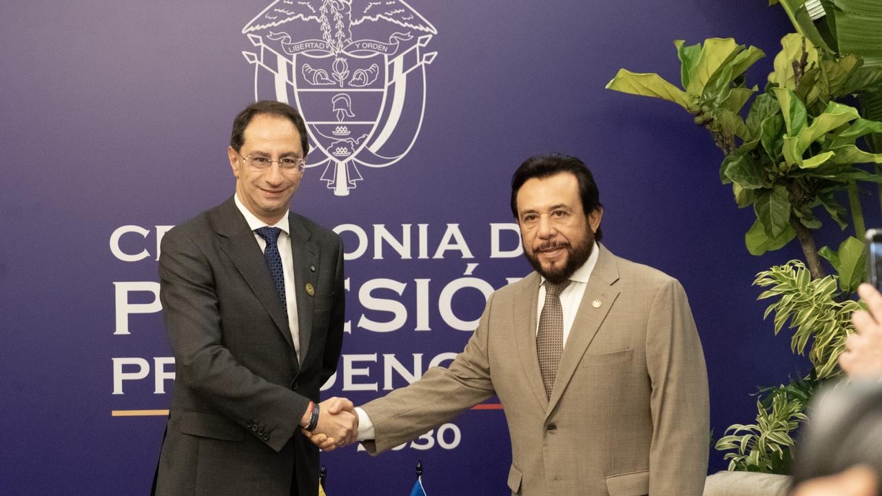 José Manuel Restrepo, vicepresidente electo, se reunió con Félix Ulloa, vicepresidente de El Salvador.