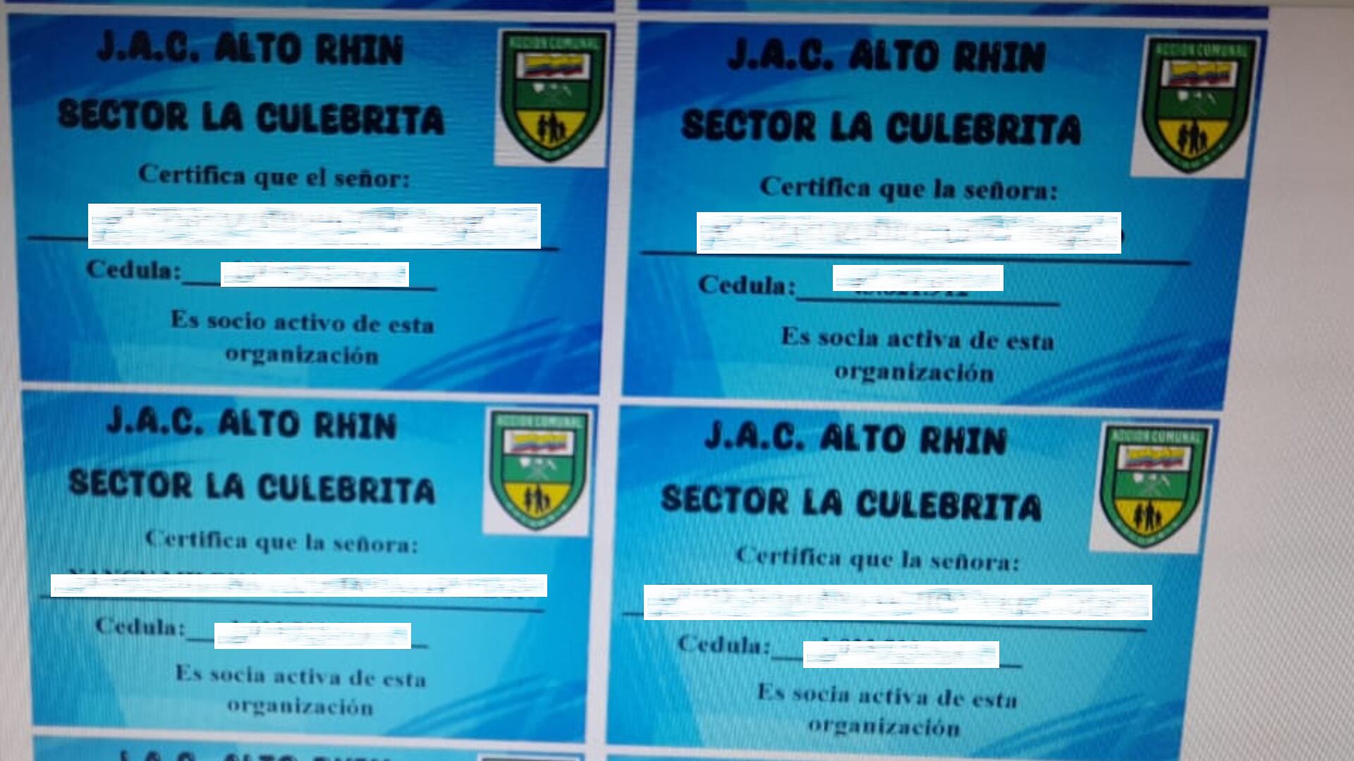 Documentos con el que, supuestamente, disidencias de las Farc certificarían a campesinos en Antioquia.