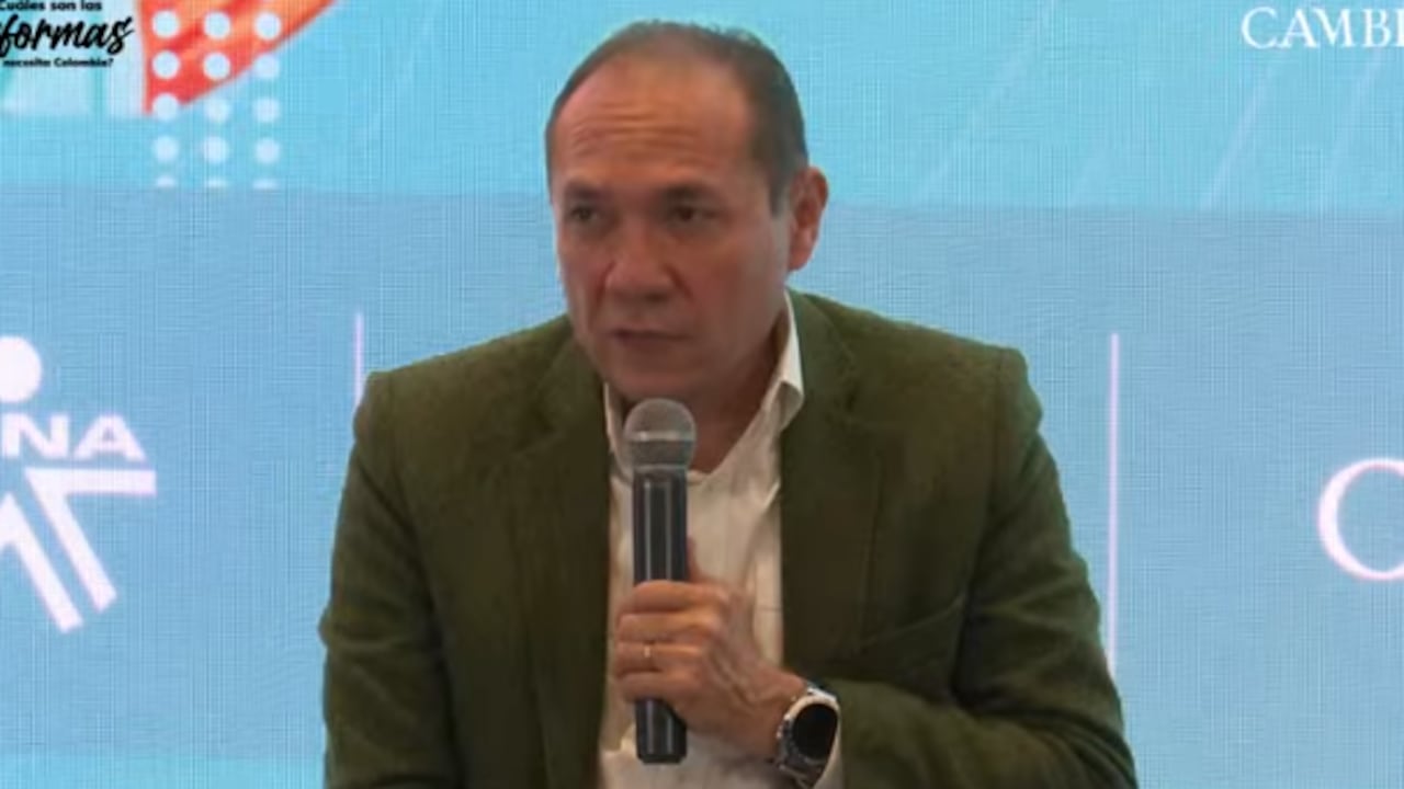 Antonio Sanguino, ministro de Trabajo, durante foro que le tomó el pulso a ¿cómo van las reformas?