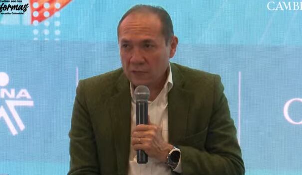 Antonio Sanguino, ministro de Trabajo, durante foro que le tomó el pulso a ¿cómo van las reformas?