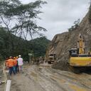 Deslizamiento de tierra en el municipio del Carmen de Atrato, Chocó, donde cinco personas fueron sepultadas.