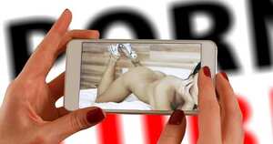 Según Pornhob los colombianos ven aproximadamente siete minutos de porno en cada visita, dos minutos menos de lo que consume la media en el mundo.