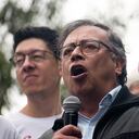 El jefe de Estado ha sido cuestionado por invitar a los colombiano a salir a las calles.