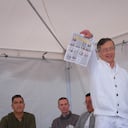 El presidente, Gustavo Petro, ejerciendo su derecho al voto, este 31 de mayo de 2026, en Bogotá