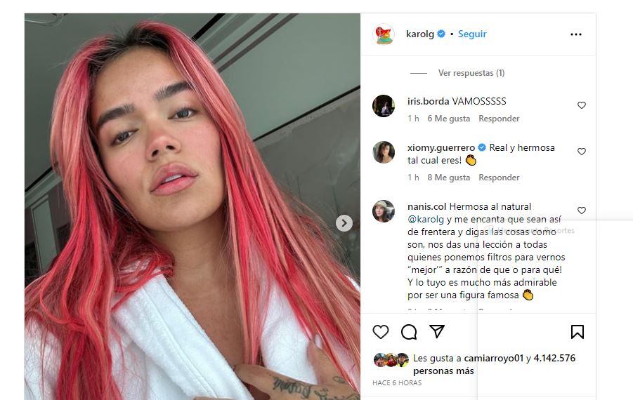 La exnovia de Egan Bernal comentó foto de Karol G