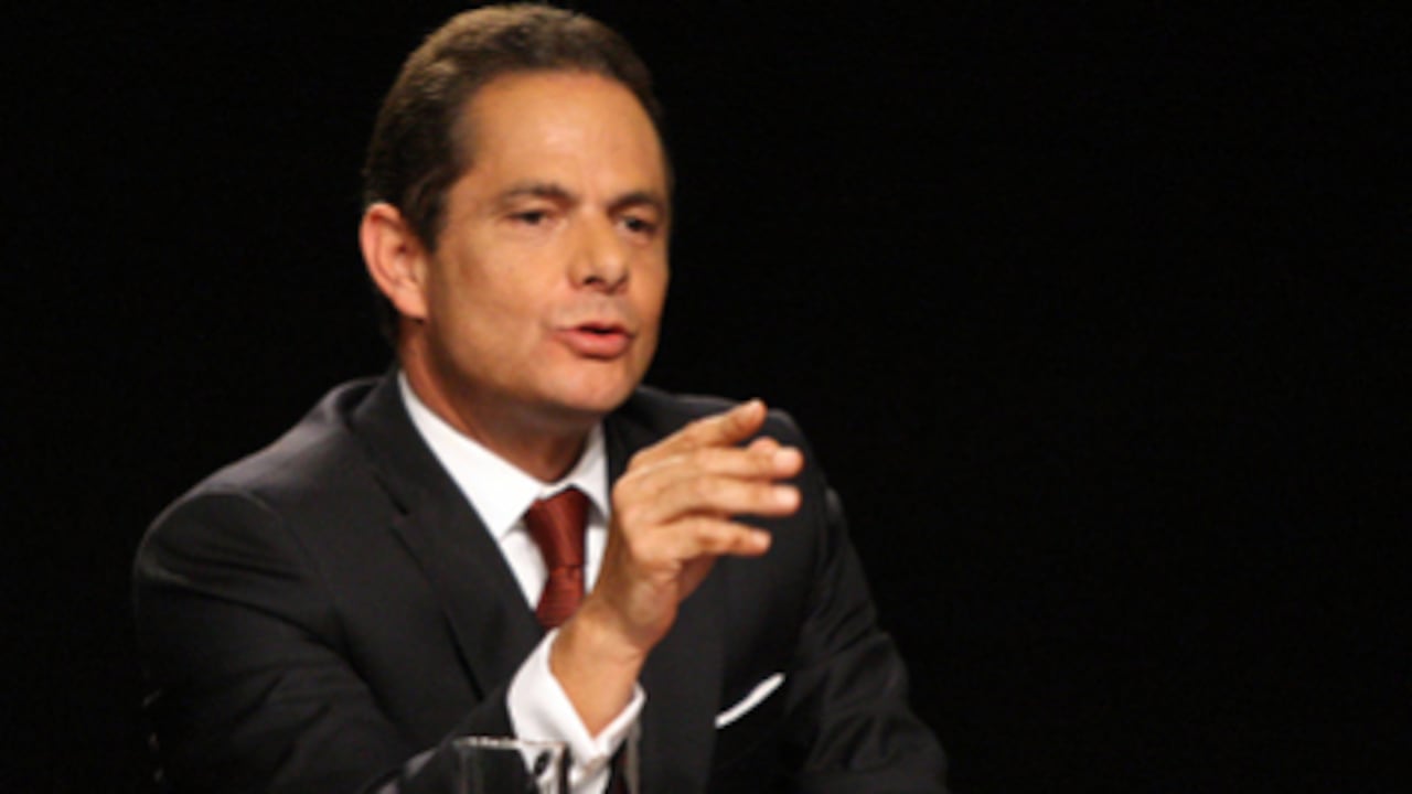 El ministro del Interior, Germán Vargas Lleras, pidió un concepto al Consejo de Estado para proceder sobre el cargo de gobernador en el Valle del Cauca