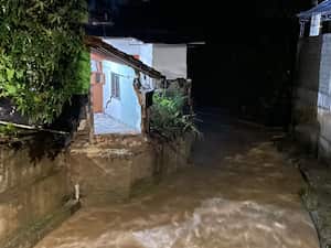 Por lo menos 16 viviendas afectadas dejaron las luvias en Barbosa, Antioquia.