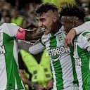 Dorlan Pabón, Samuel Velásquez y Edier Ocampo celebrando el primer gol de Nacional.