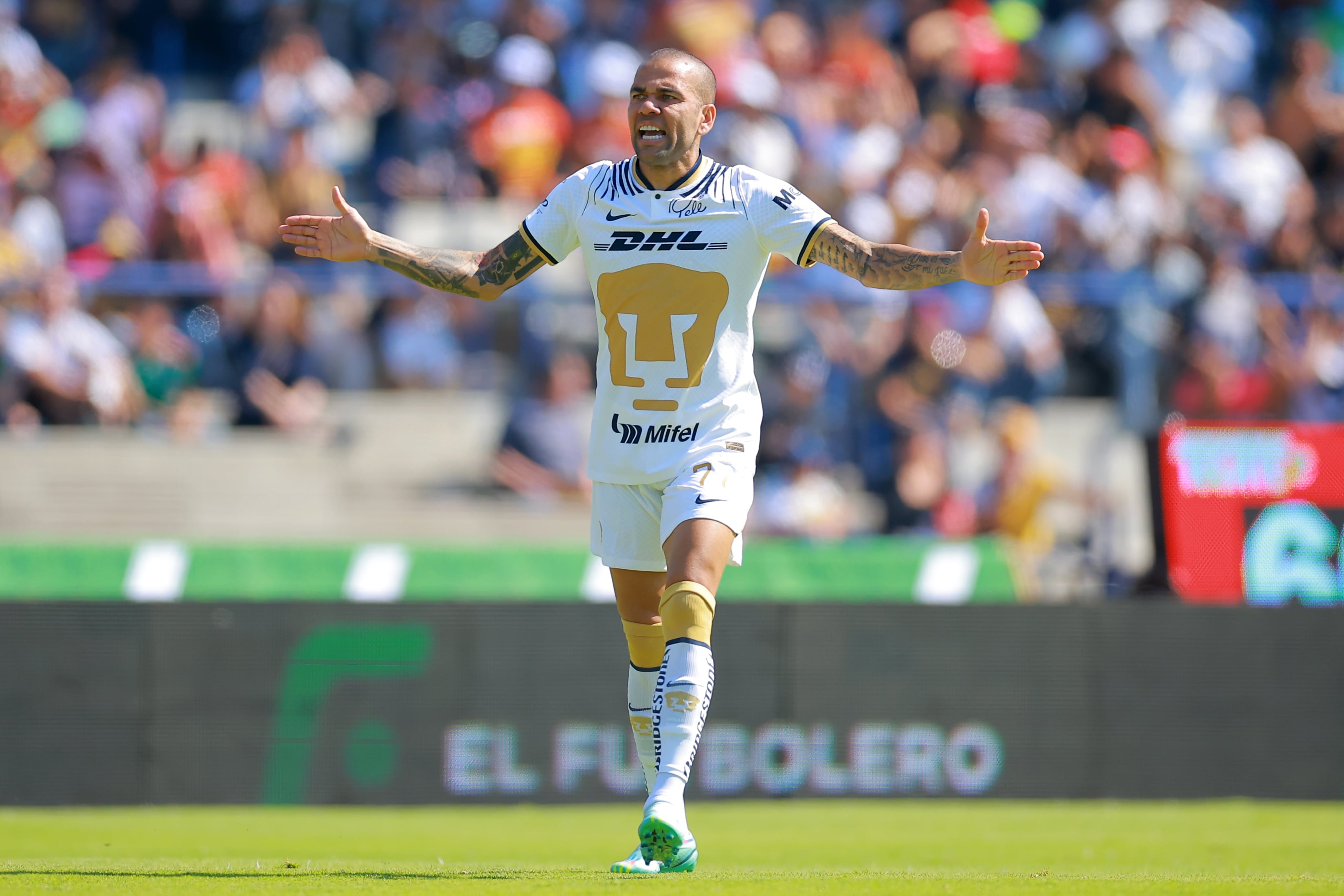 Dani Alves en su último club, el Pumas de México