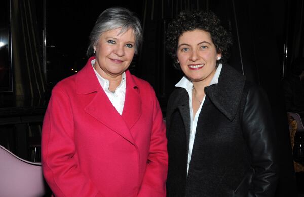 Clara María Ochoa y Ana Piñeres.