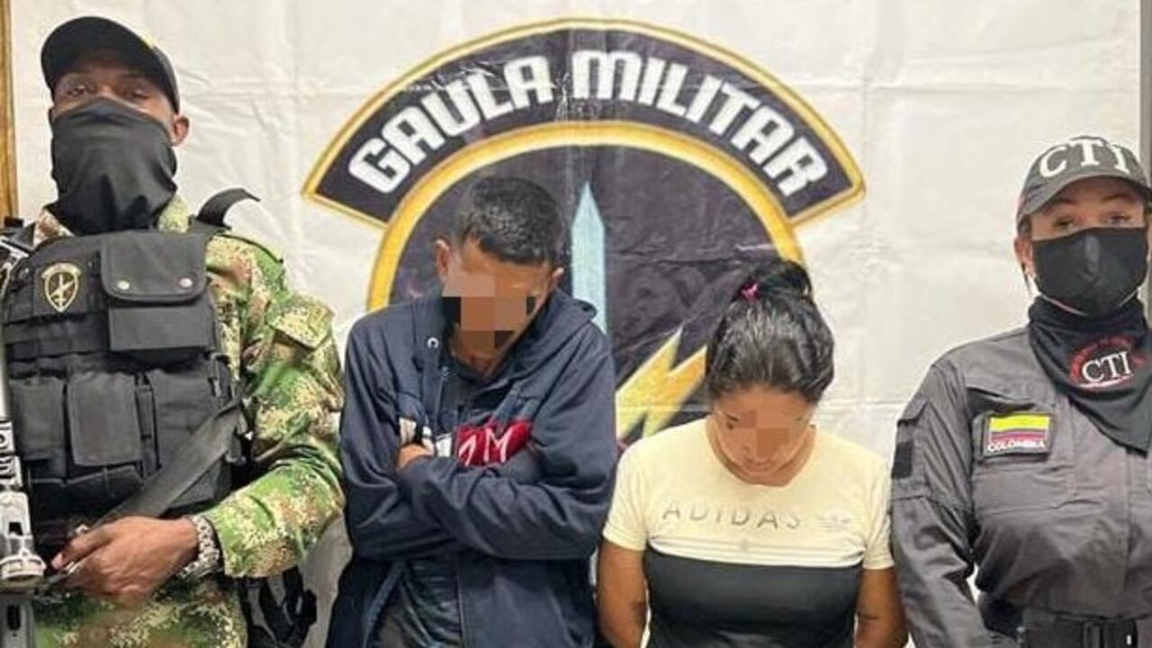 La pareja fue capturada en Tuluá cuando recibía la suma de $5 millones, producto de una extorsión.