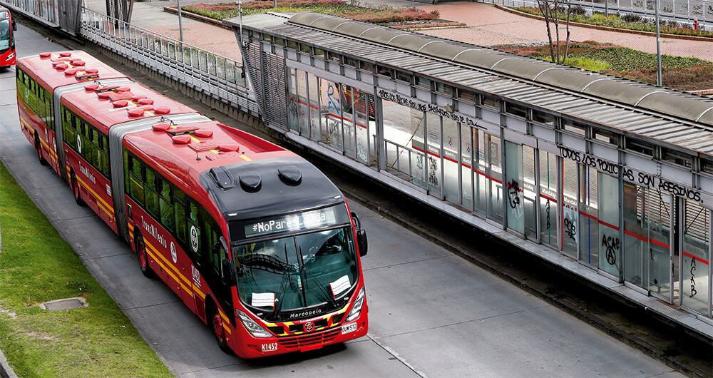 La pandemia empeoró el déficit de TransMilenio. La demanda de pasajeros cayó a la mitad. El Gobierno nacional se comprometió a financiar el déficit.
