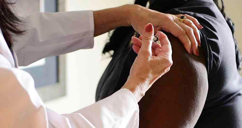 Vacuna J&J, Janssen, AP