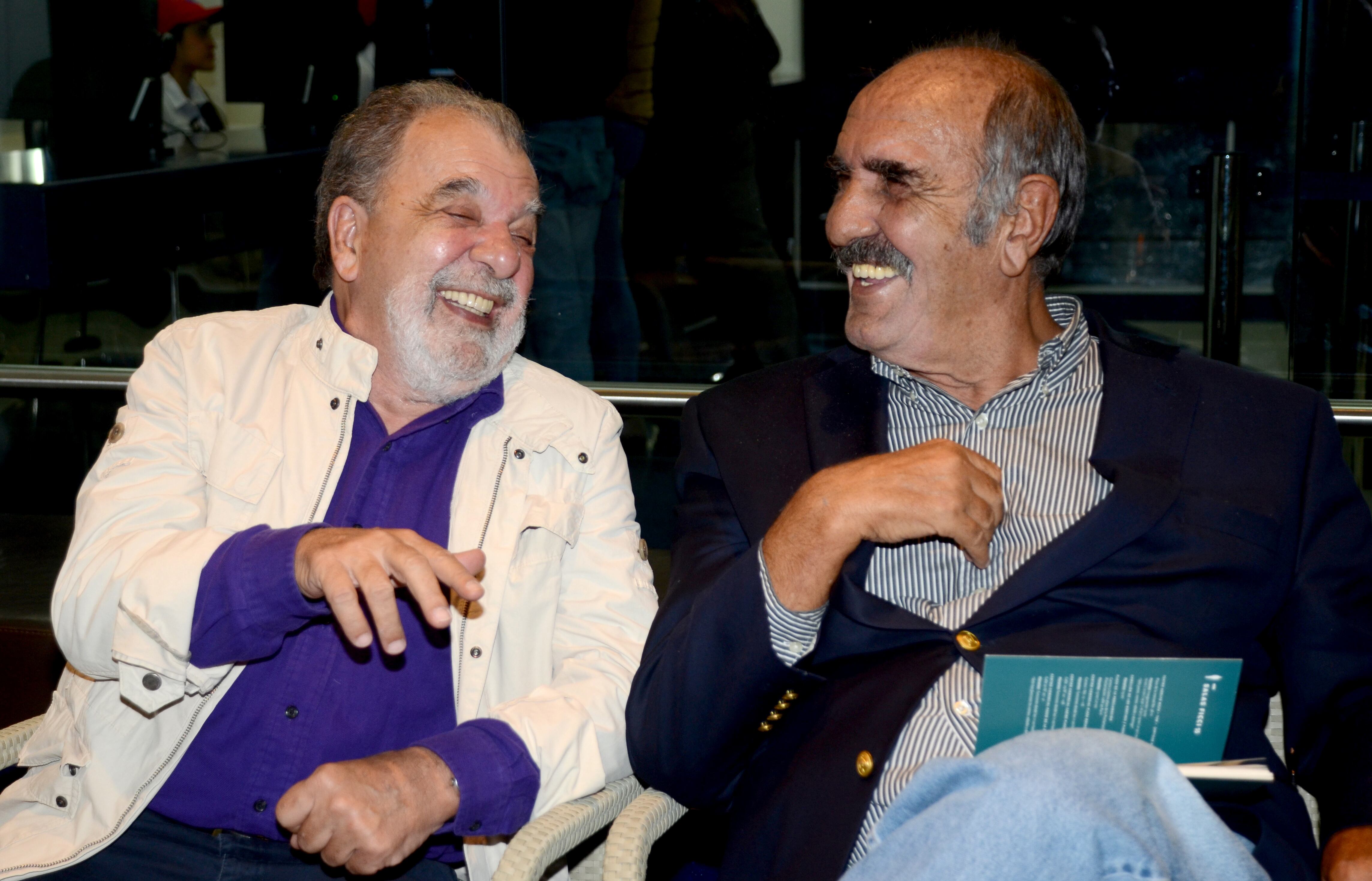 Desde el cine y la crítica cívica hasta la acción social y el trabajo cultural, esta es la historia de la relación profunda entre el artista y la ciudad que lo acogió como propio.