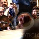 Momento exacto en que el hombre intentó dispararle a Cristina Fernández de Kirchner.