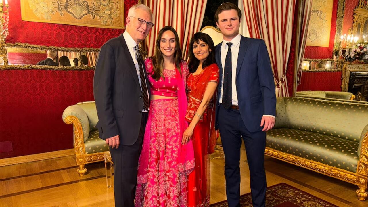 Integrantes de la familia Groff-Saini fallecieron en un accidente aéreo ocurrido en Copake, Nueva York.