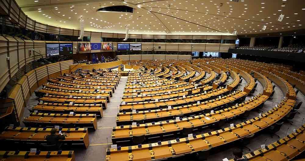 El Parlamento Europeo se encargará de enumeran las acciones que sean vistas como peligrosas. 