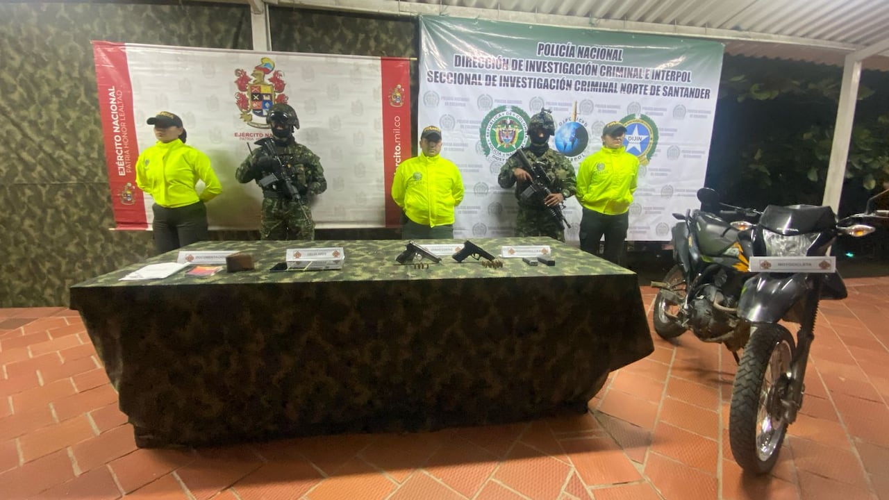 El operativo también logró la incautación de un significativo material de guerra.