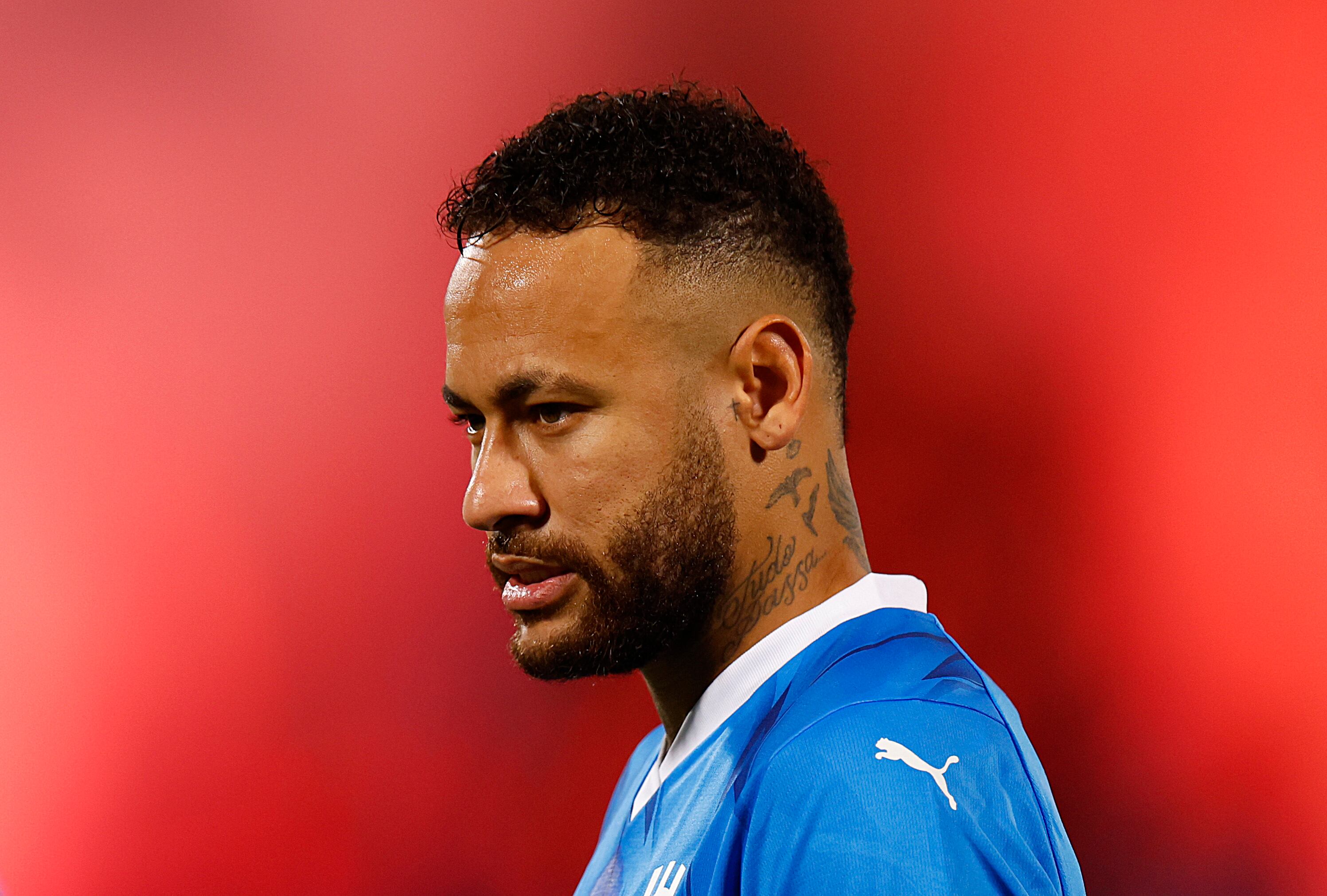RIYADH, SAUDI ARABIA - SEPTEMBER 29: Neymar of Al Hilal looks on during the Saudi Pro League match between Al Hilal and Al Shabab at Prince Faisal Bin Fahad on September 29, 2023 in Riyadh, Saudi Arabia. (Photo by Francois Nel/Getty Images)