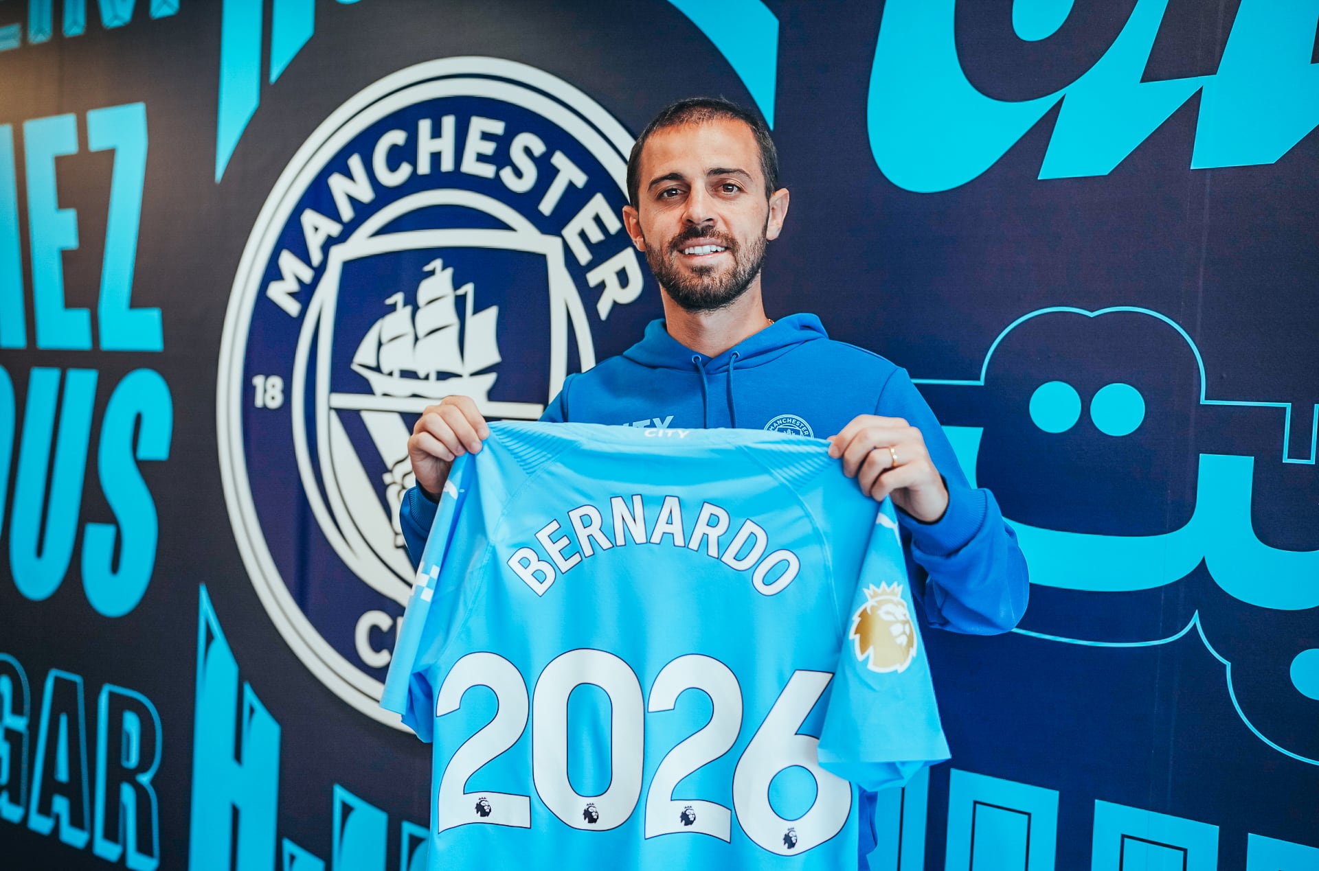 Bernardo Silva renovó hasta 2026.