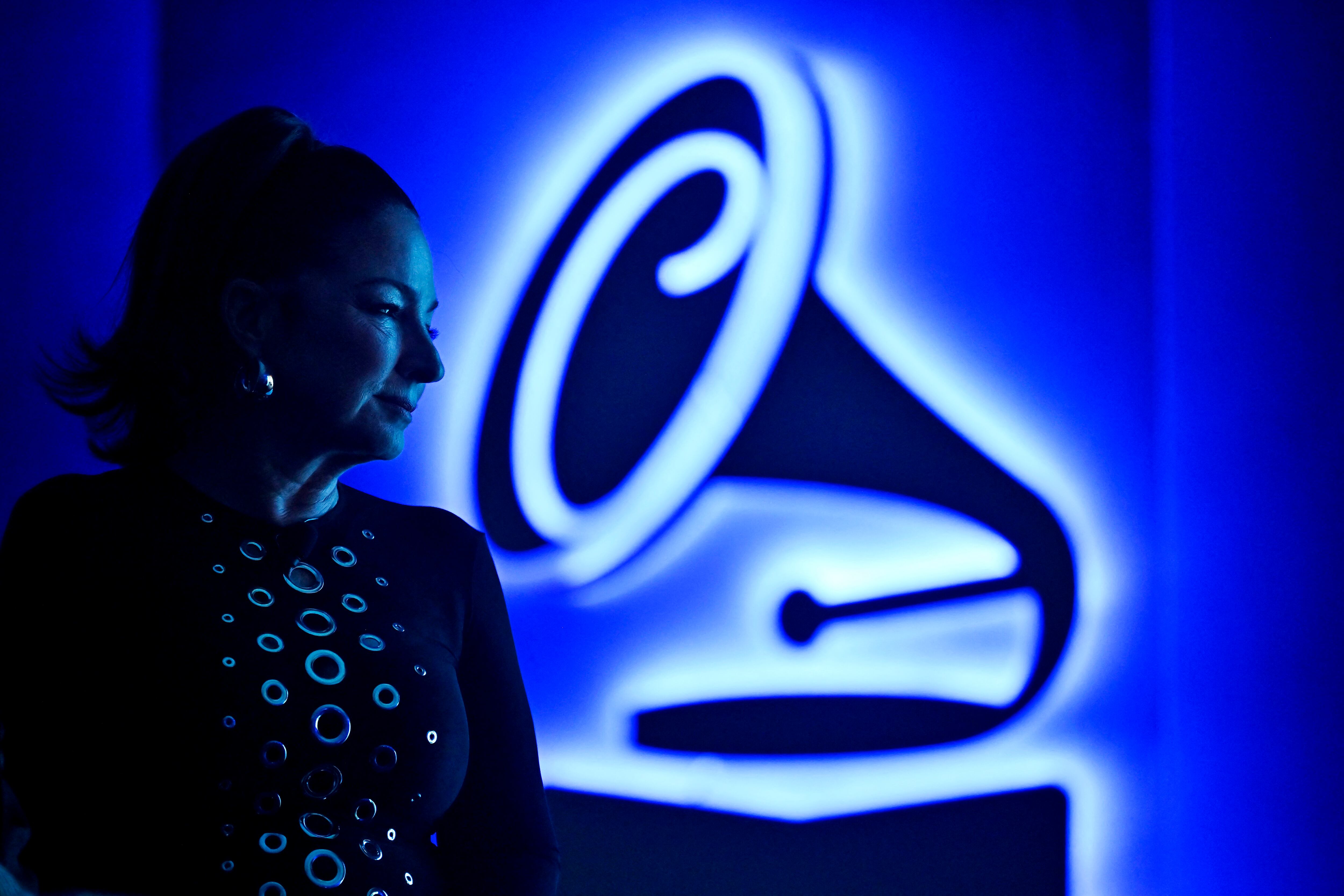 Ícono regional, Gloria Estefan habla durante una presentación especial, antes de los 26 Latin Grammys, en Las Vegas, Nevada.